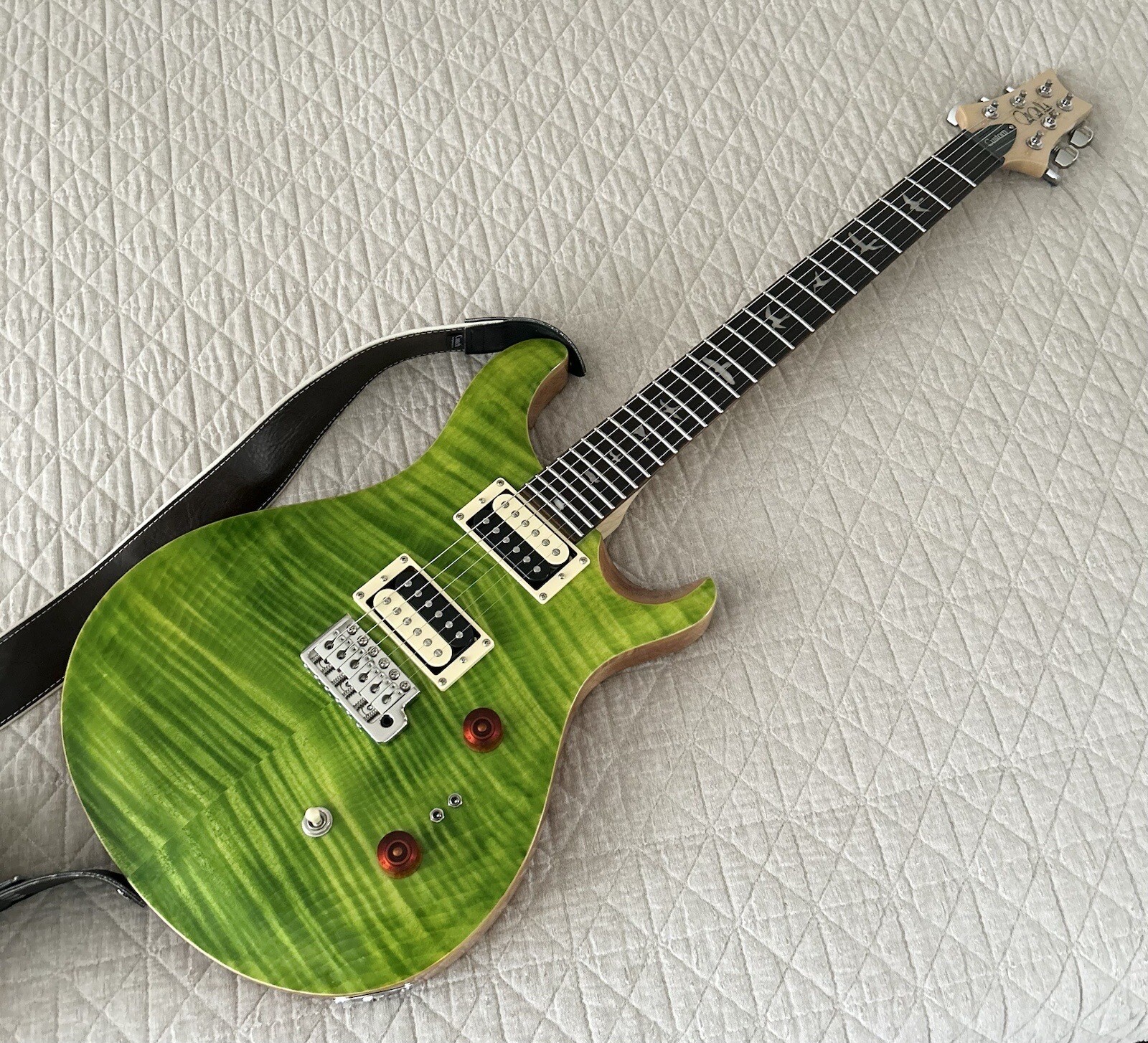 PRS SE Custom 24-08 Eriza Verde 989 Excellent Condition