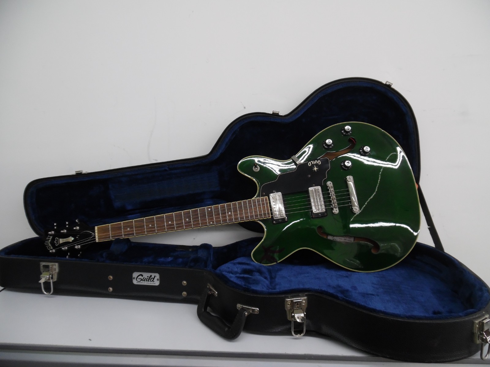 Guild Starfire IV ST Maple Semi Hollow Body Electric Guitar Emerald Green w Case