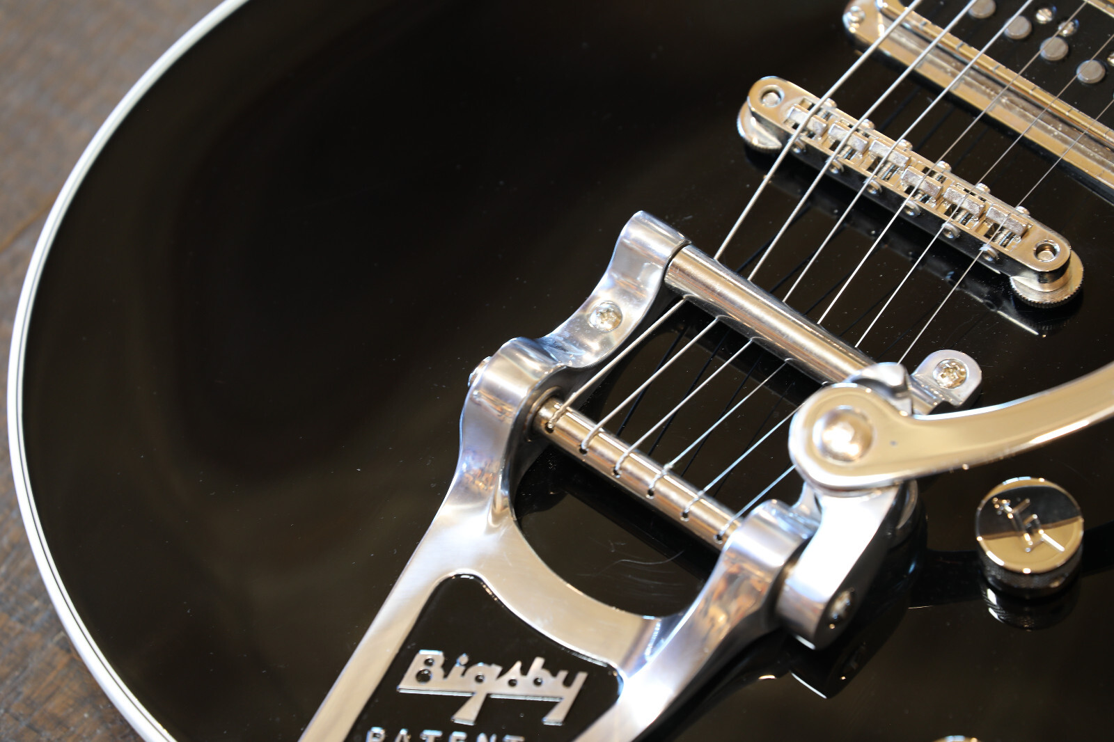 Gretsch G6128TDS-PE-BLK Player’s Edition Jet DS Black w/ Bigsby + COA OHSC