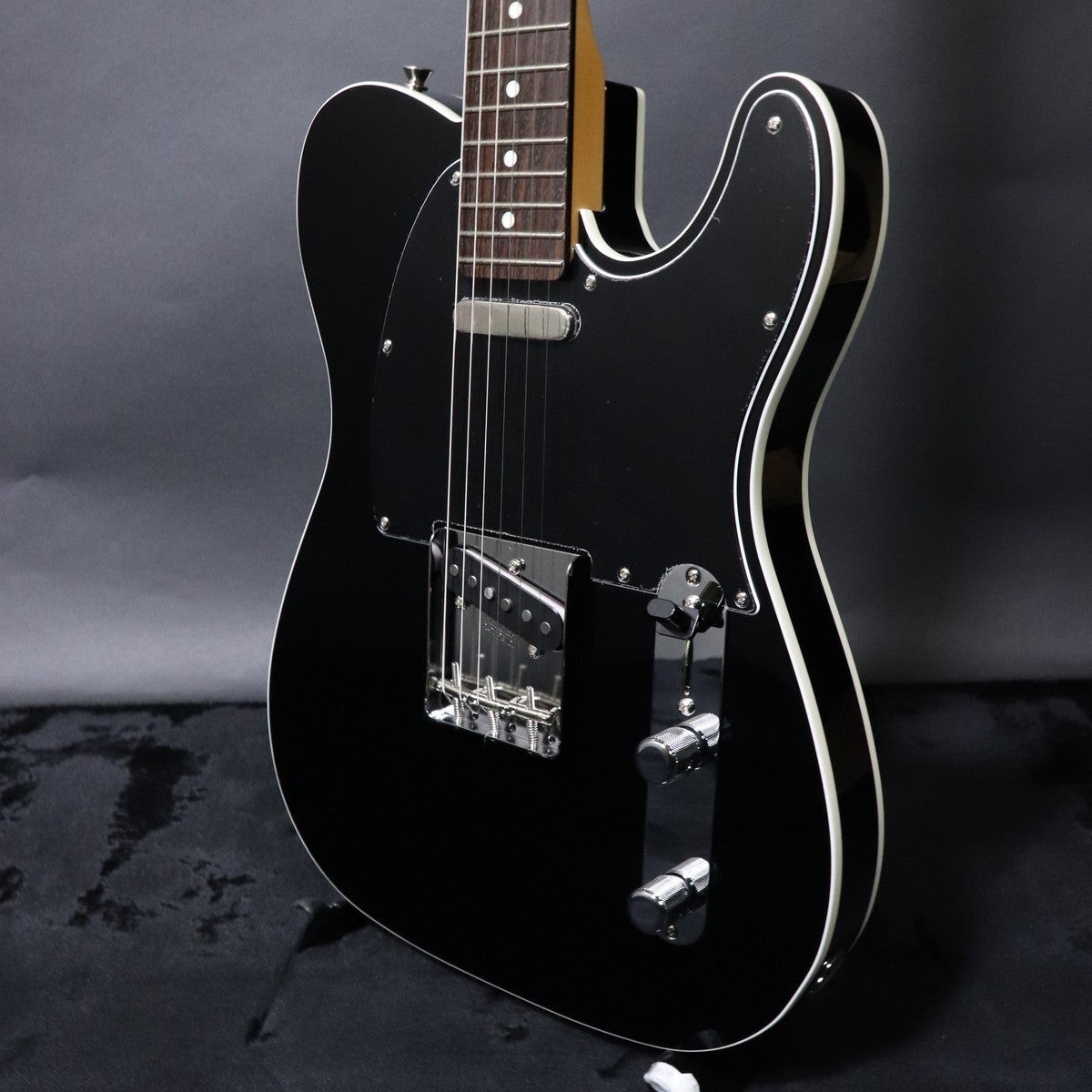 Fender / FSR Made in Japan Traditional 60s Telecaster Custom Black