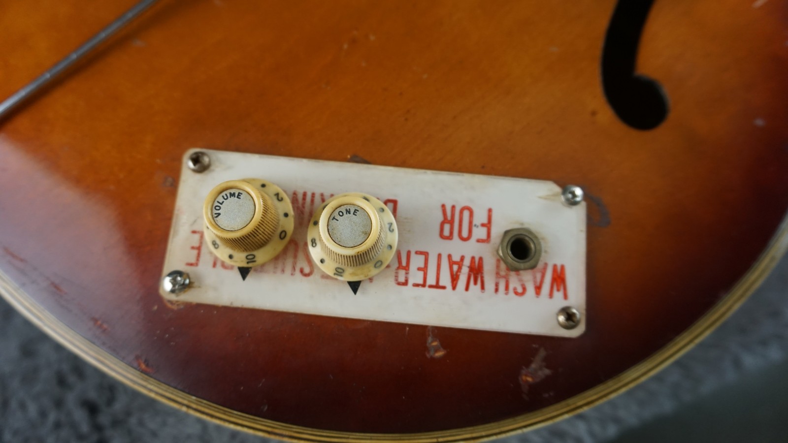 Teisco EP-17 1960s – Tobacco Burst