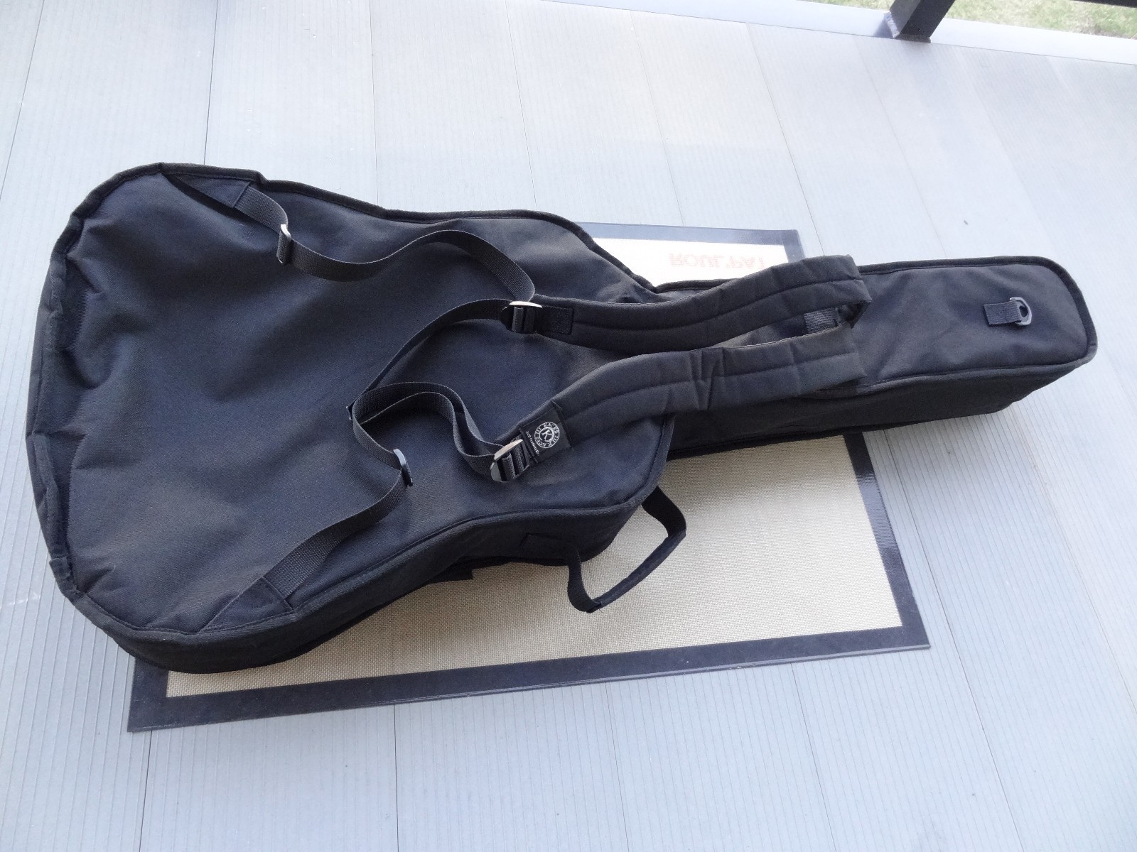 Ace Products Ent. Kaces III soft gig bag electric guitar case -Backpack Style
