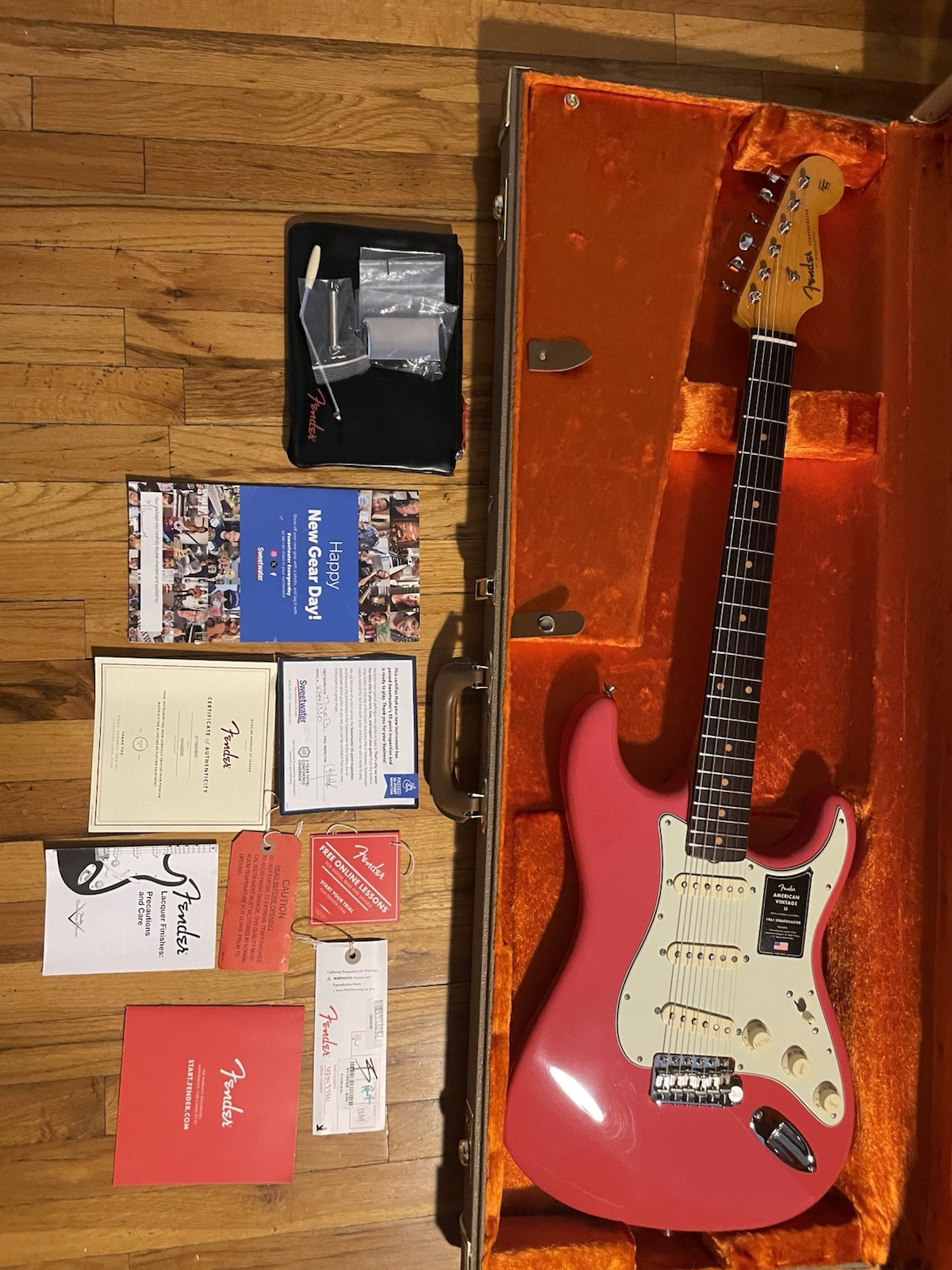 Fender American Vintage II 1961 Stratocaster Electric Guitar – Fiesta Red