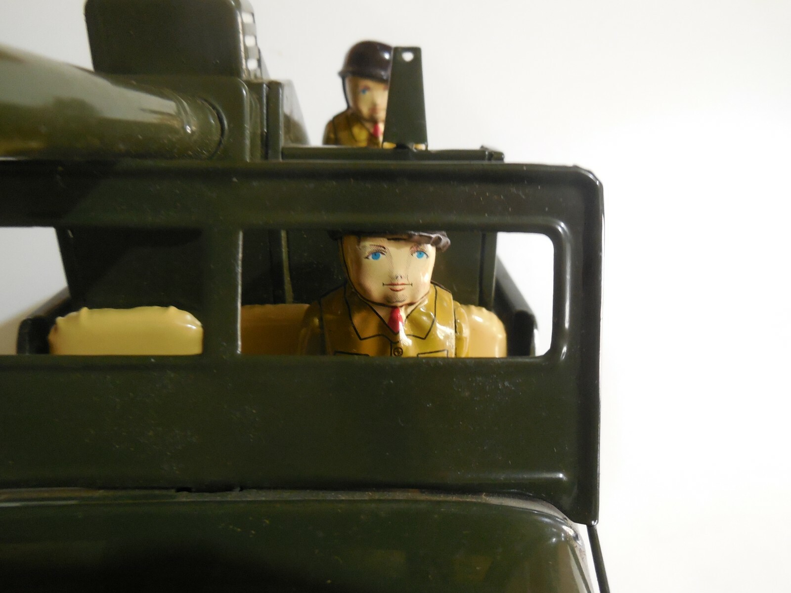 VINTAGE large TIN TOY ANTI AIRCRAFT JEEP T.N NOMURA JAPAN 1950s BOXED