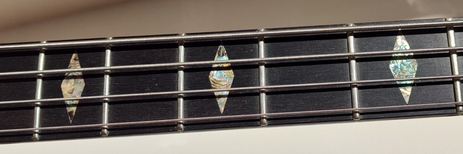 GMP THUNDERBIRD BASS GUITAR – JERRY DIXON of WARRANT – OWNED BY and STAGE USED