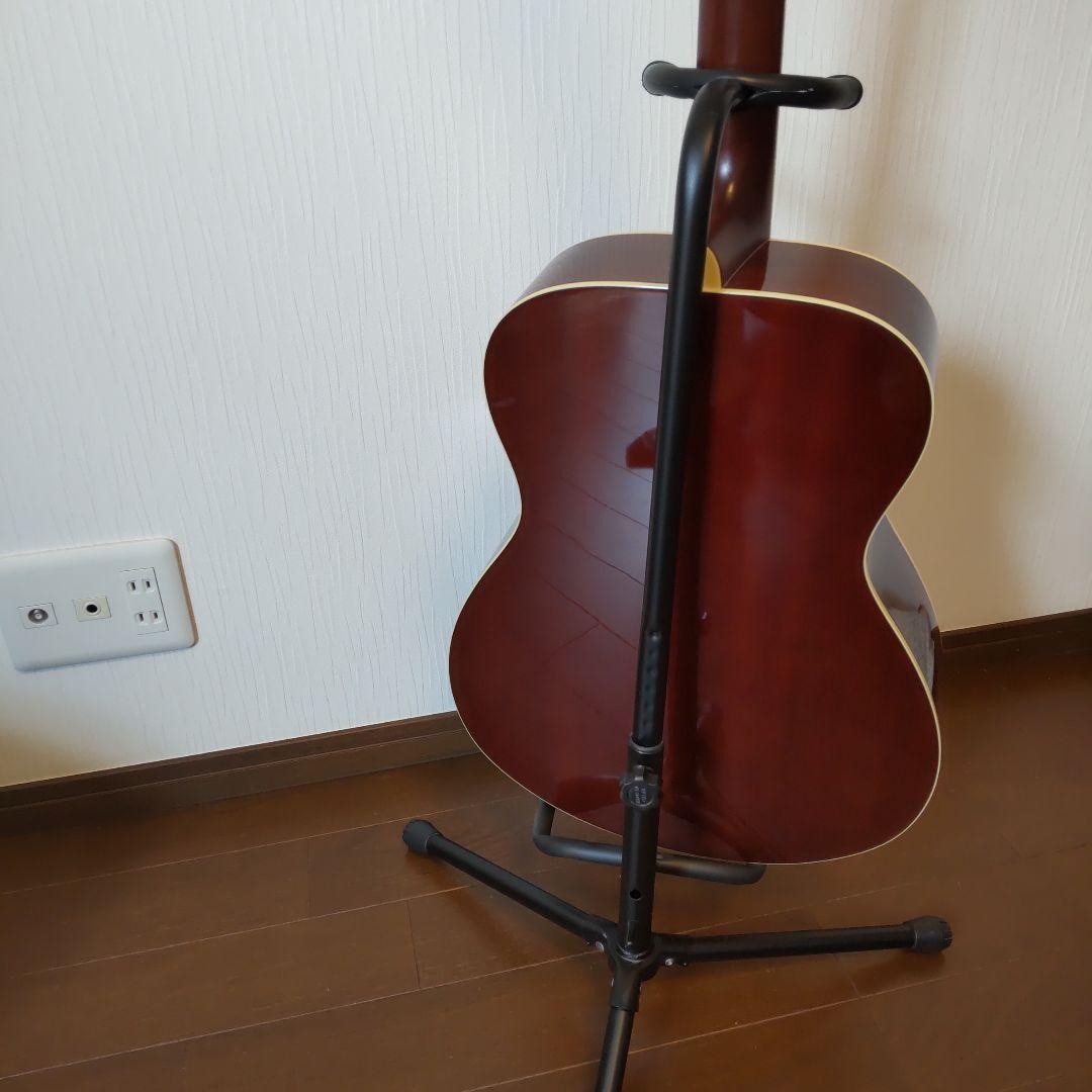 Acoustic guitar FS 820 with stand