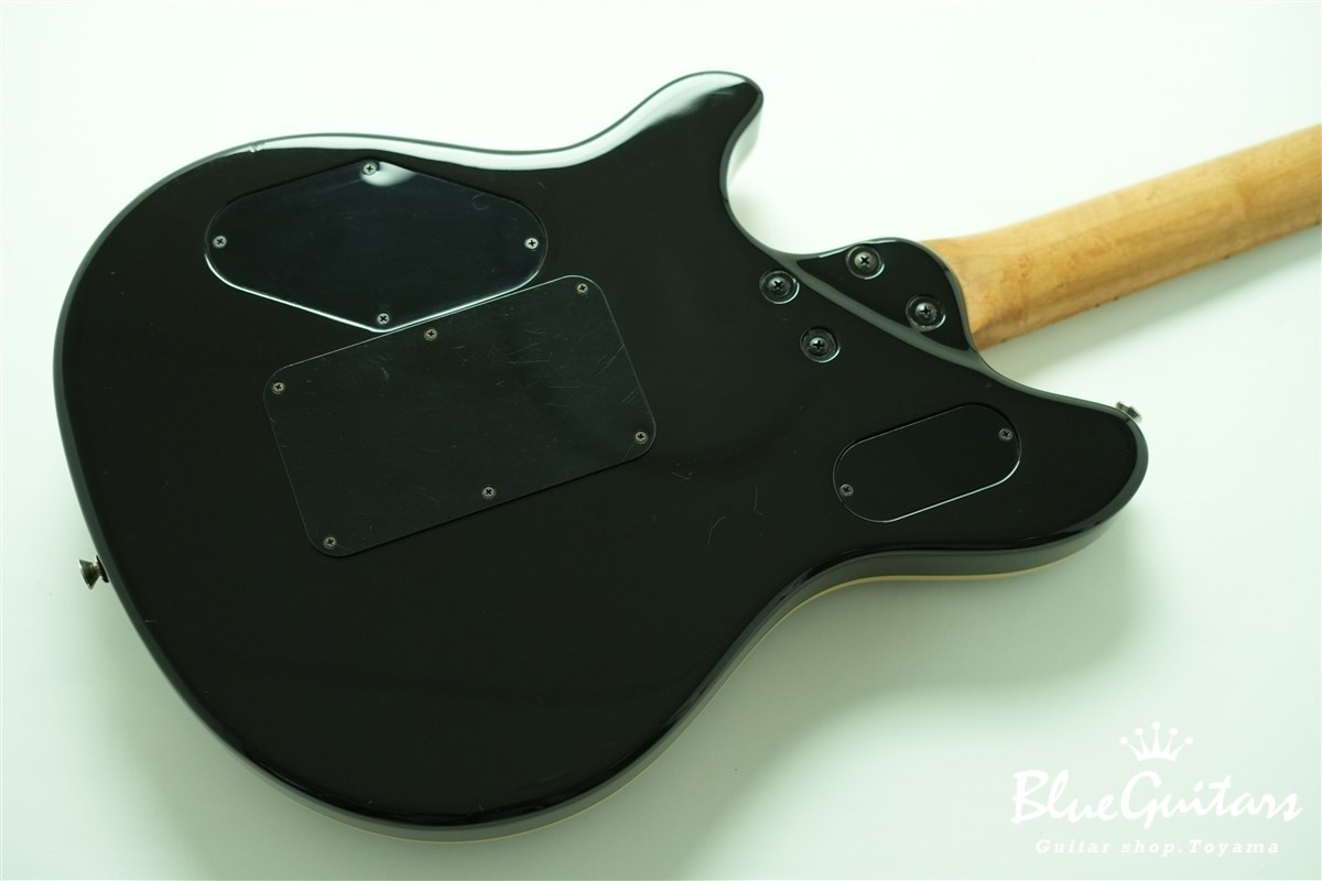 [PEAVEY] Wolfgang USA 1997 Black Electric Guitar With Original Hard Case Used