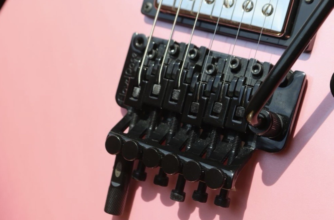 Jackson Sl1X Platinum Pink Solid Body Electric Guitar(duncan pickup upgrade)