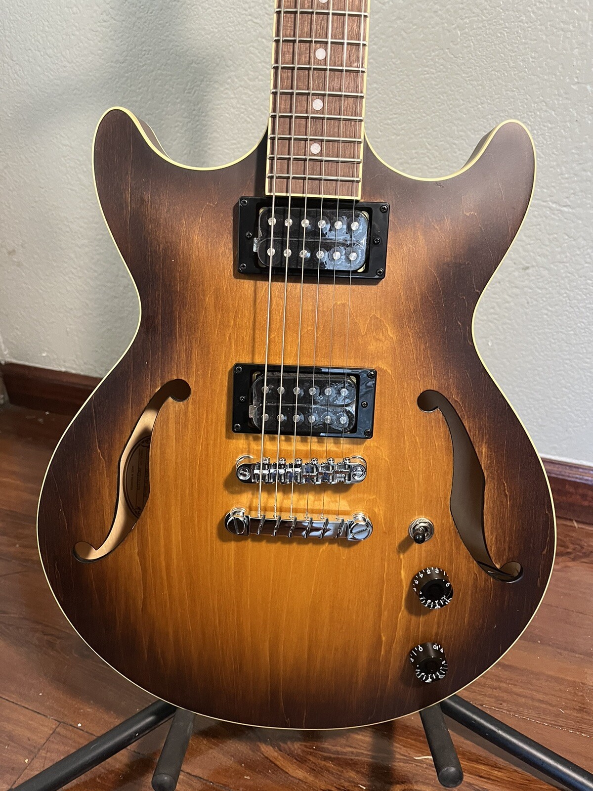 Ibanez Artcore As53TF New Old Stock. 2022 6-String- Tobacco Burst Flat Finish