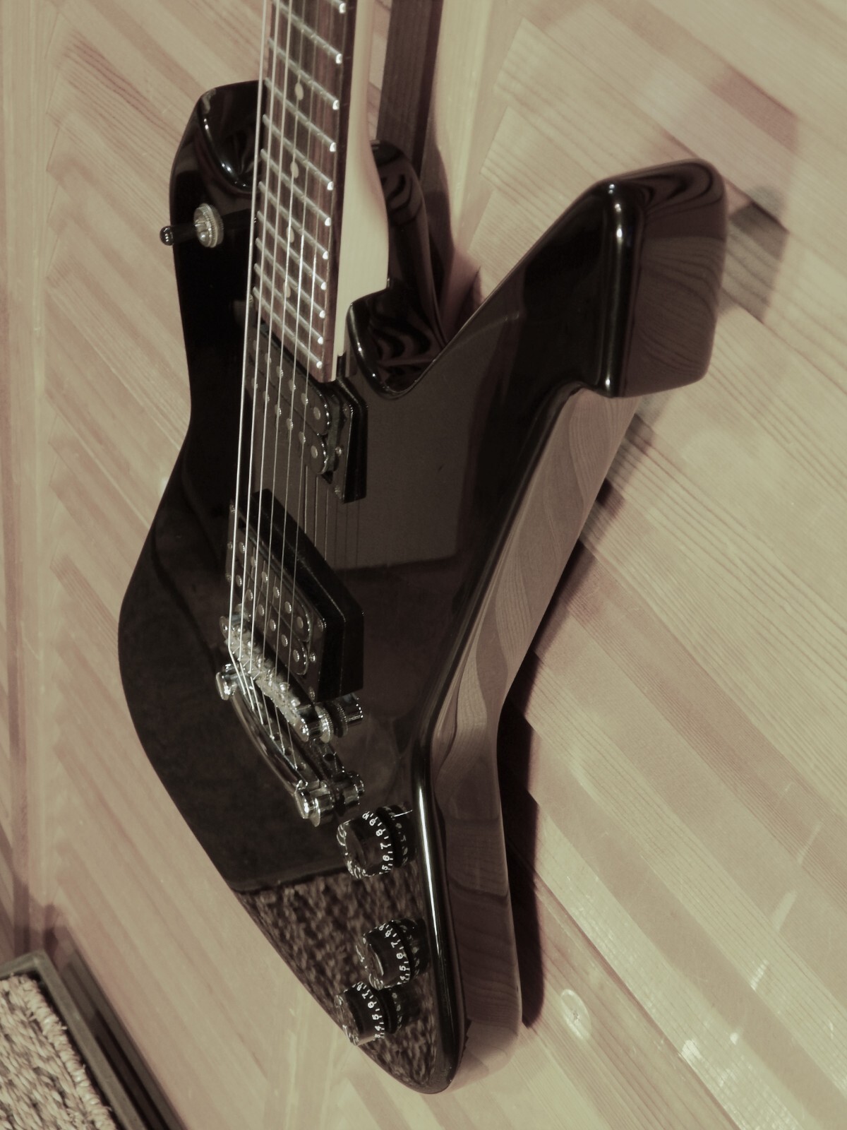 Washburn PS100 Paul Stanley Signature Model Korean ’98 HH Glossy Black wSoftcase