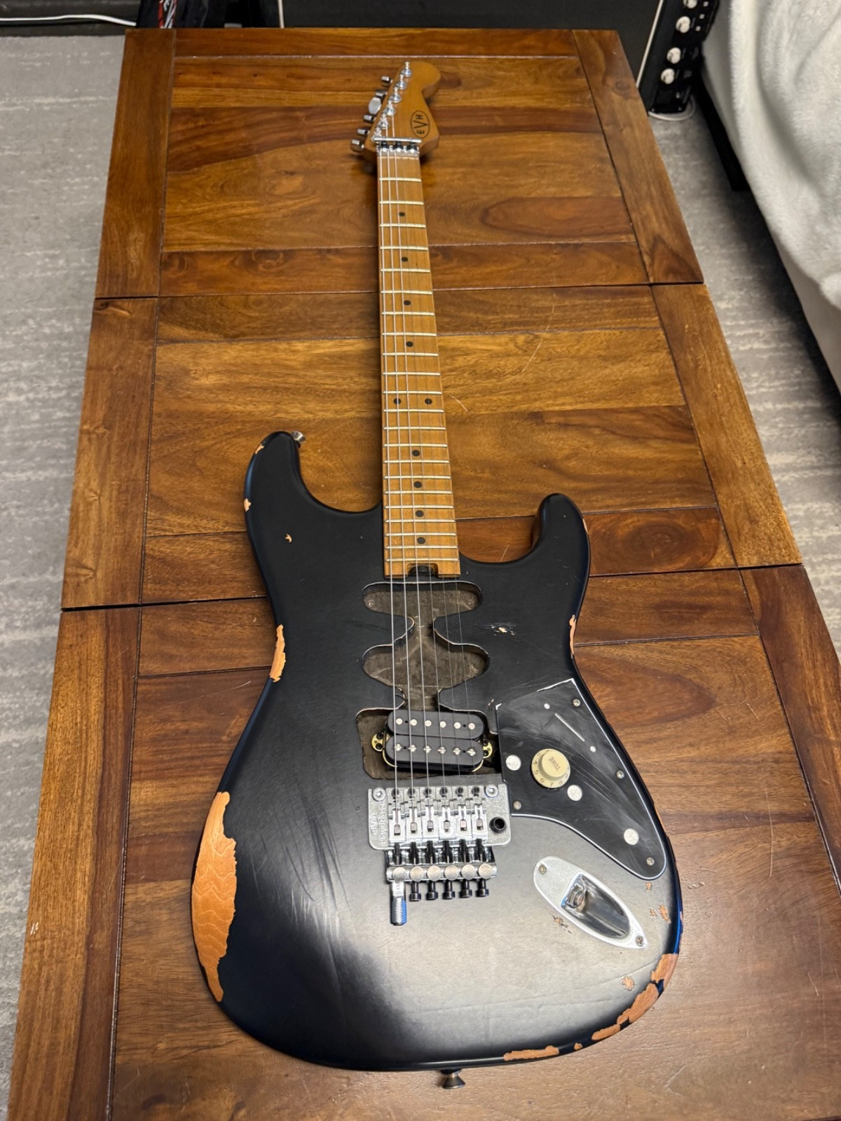 EVH Striped Series Frankenstein Relic Electric Guitar – Black