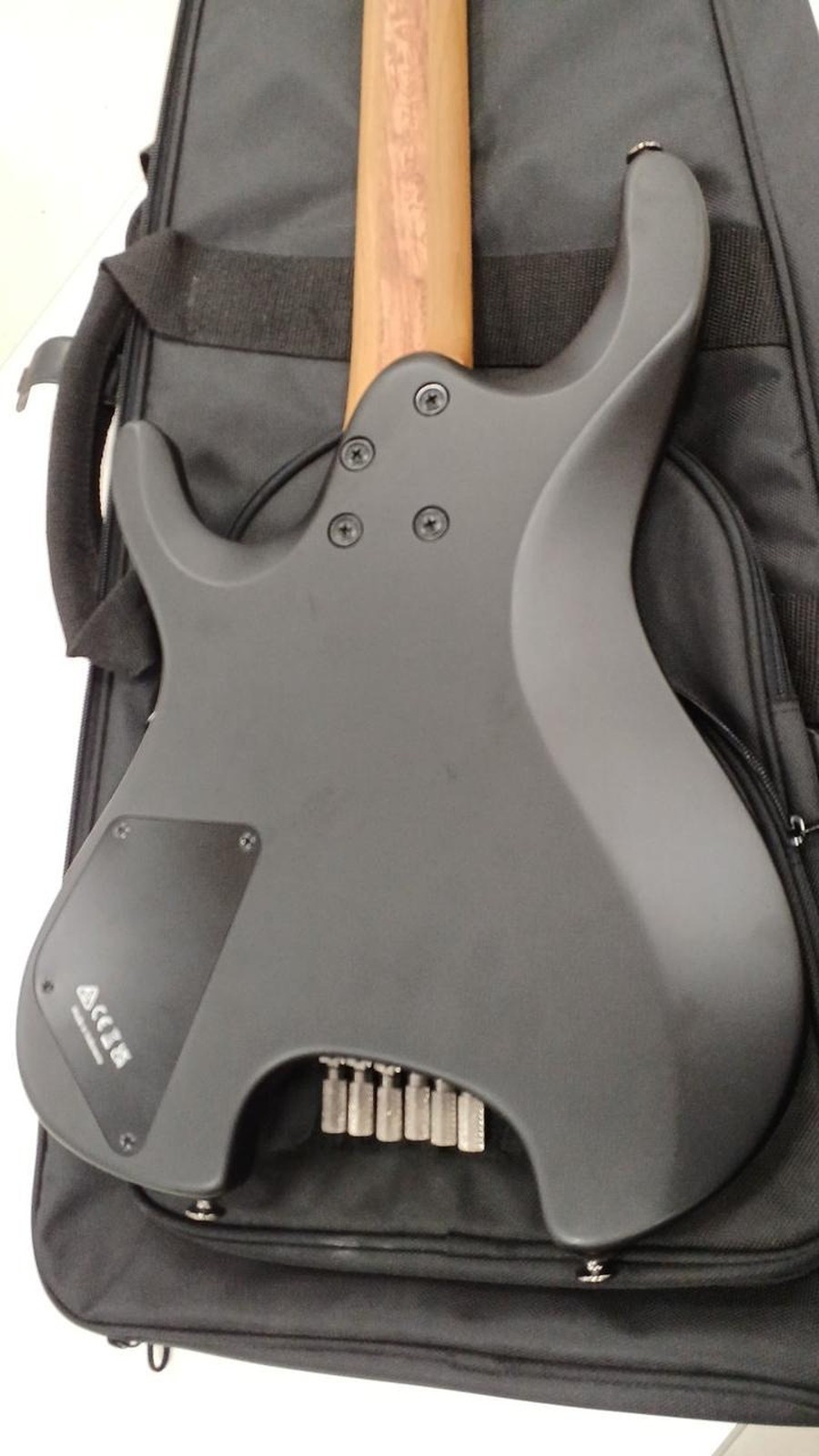 IBANEZ Q54 1P-02 Used Nato body Maple neck Rosewood fingerboard Black w/Gig case