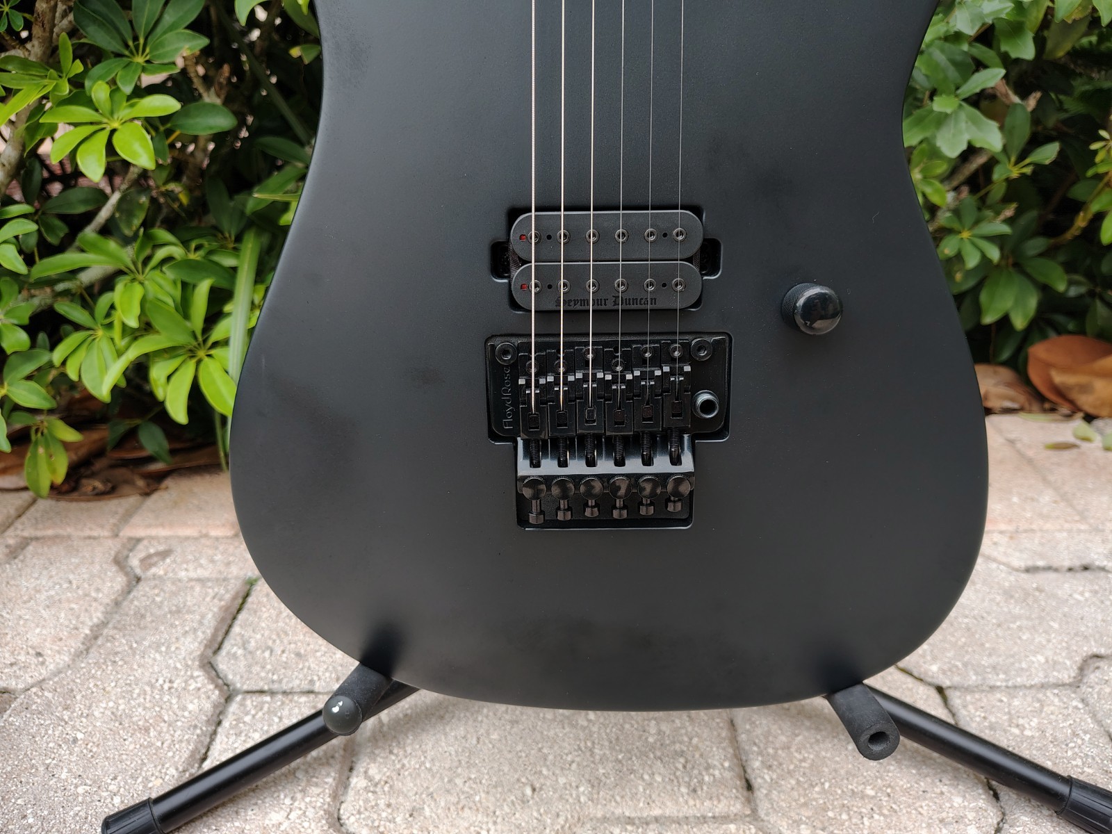 ESP LTD M-Black Metal Series Black Satin 2024