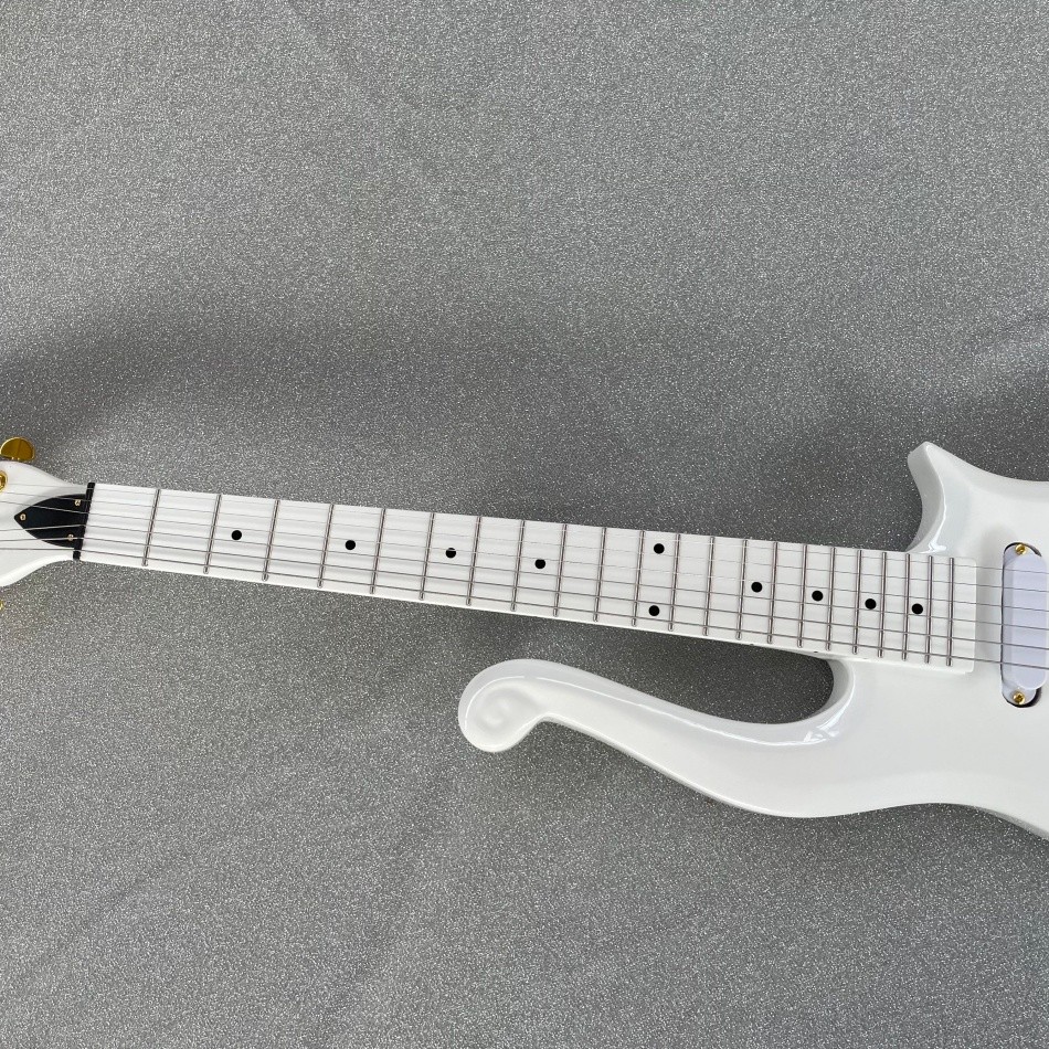 Classic Cloud White Electric Guitar Pearl White Mahogany Body Gold part freeship