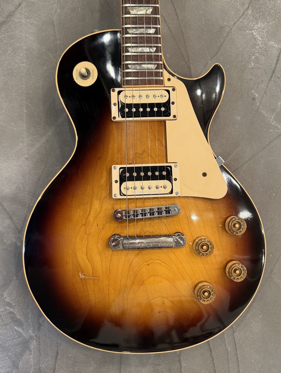 Gibson 1979 Les Paul Standard Tobacco Sunburst Electric Guitar Used Product
