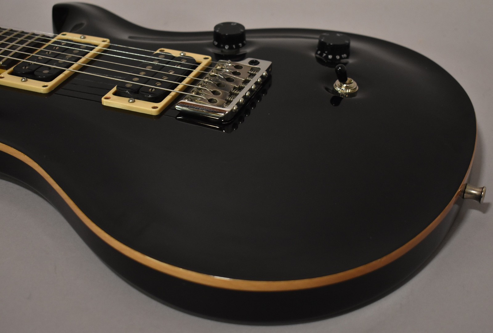 1994 PRS CE 24 Bolt-On Electric Guitar Black w/OHSC
