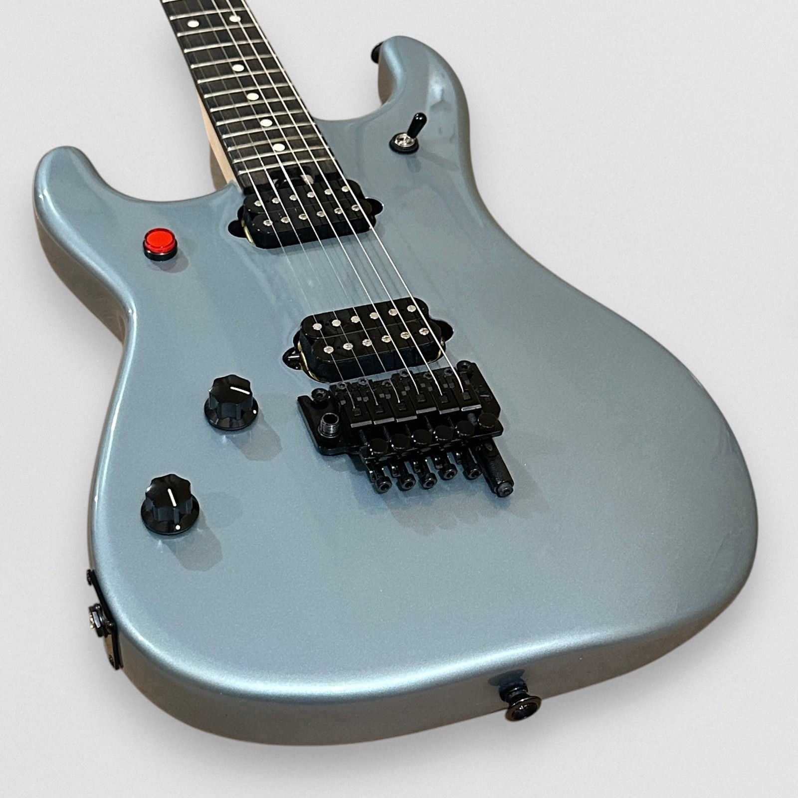 EVH Left-Handed 5150 Standard Electric Guitar – Ice Blue Metallic