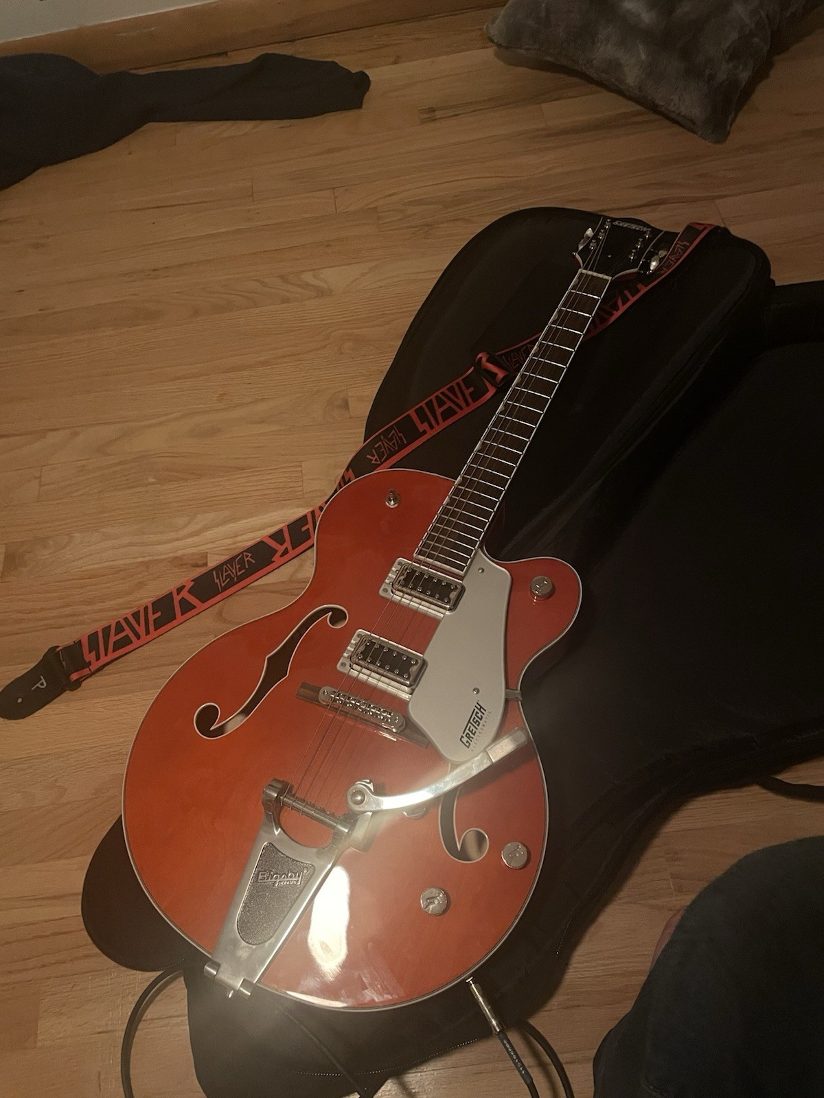 Gretsch G5420T Electromatic Hollowbody Guitar. Bright Orange Right Handed