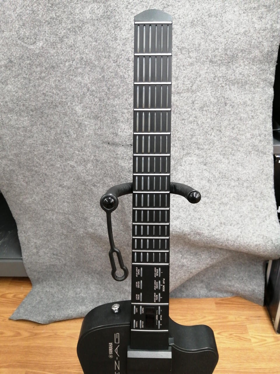 YAMAHA Easy Guitar EZ-AG