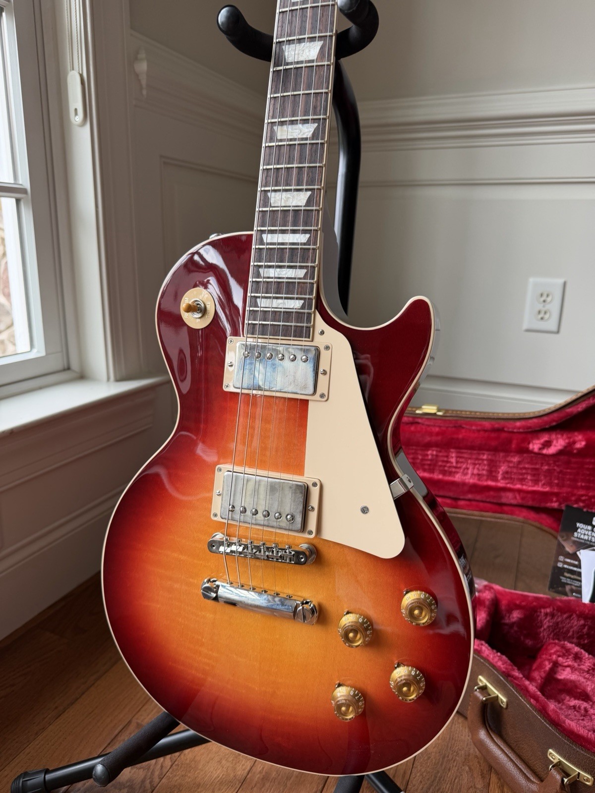 2026 Gibson Les Paul Standard 50s Figured Top – Heritage Cherry Sunburst