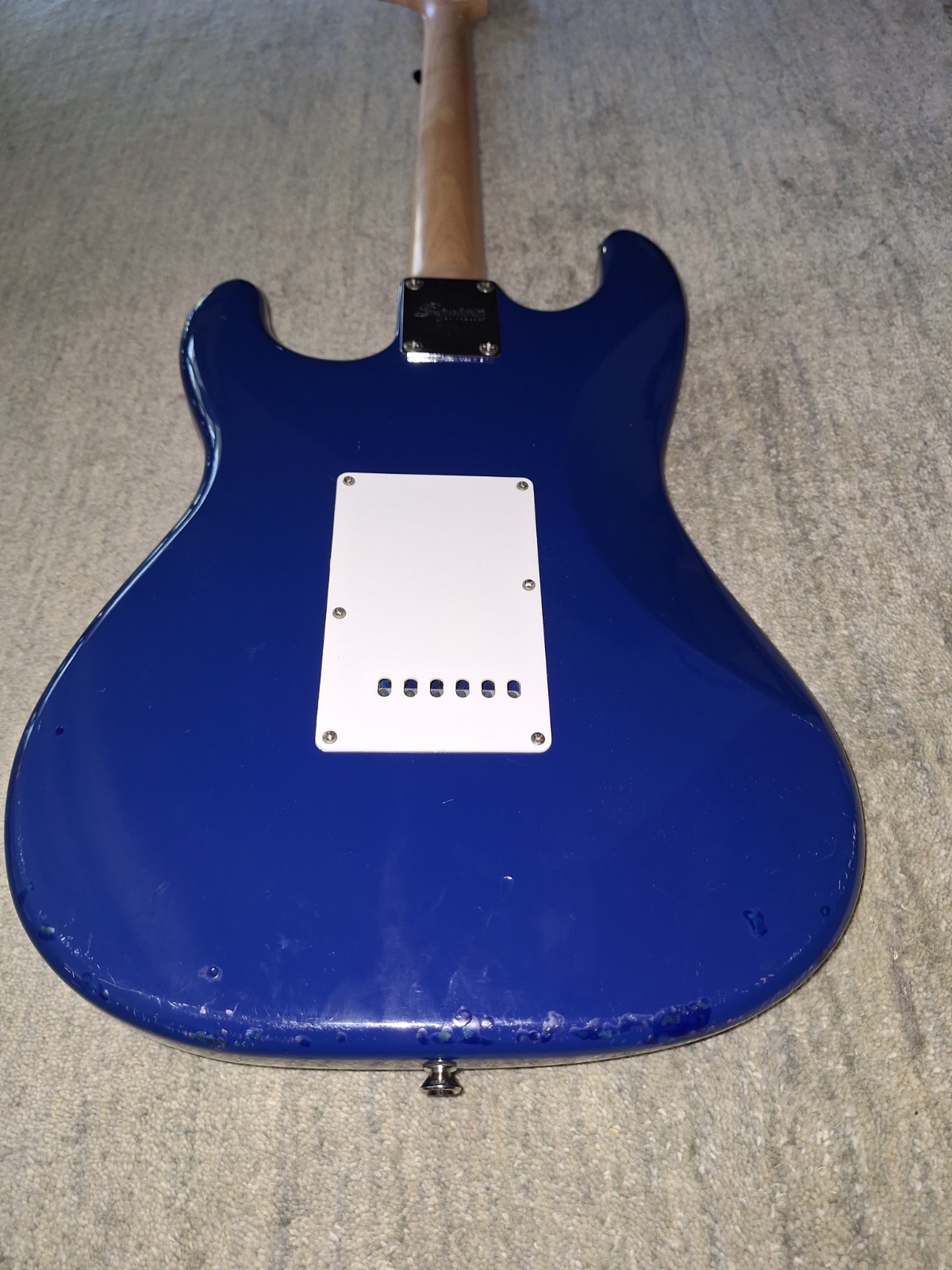 Fender Squier Affinity “Fat Strat” HSS baltic blue electric guitar