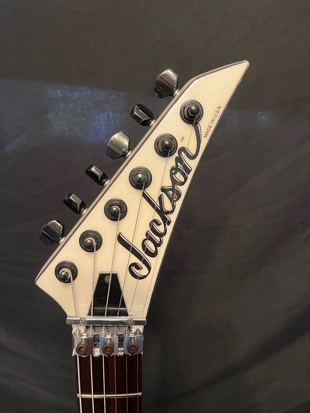 1986 Jackson USA Soloist Platinum Pearl Guitar W/Zebra Stripes W/Case