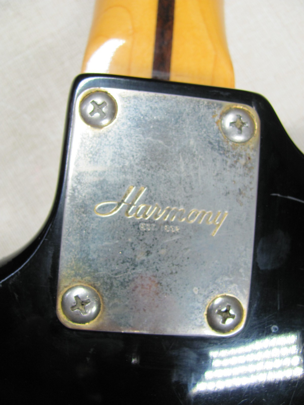 HARMONY H80BG ELECTRIC GUITAR BLACK AND GOLD VINTAGE 1980’S GOOD CONDITION