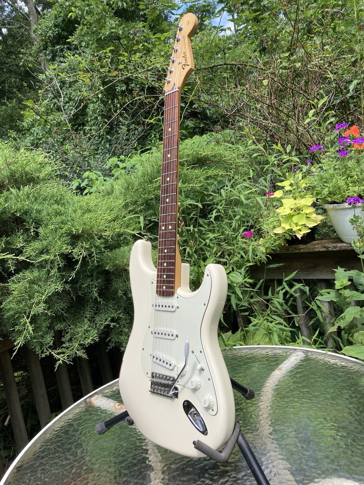 2013 Fender Standard Stratocaster Arctic White
