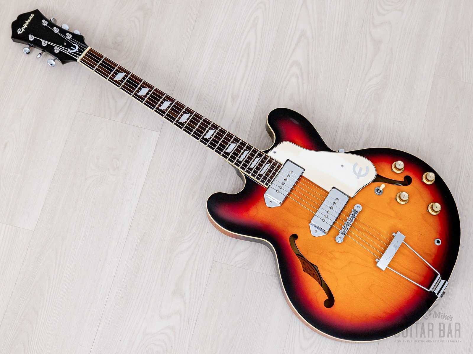 1997 Epiphone Casino Hollowbody Guitar Sunburst w/ Case, Peerless