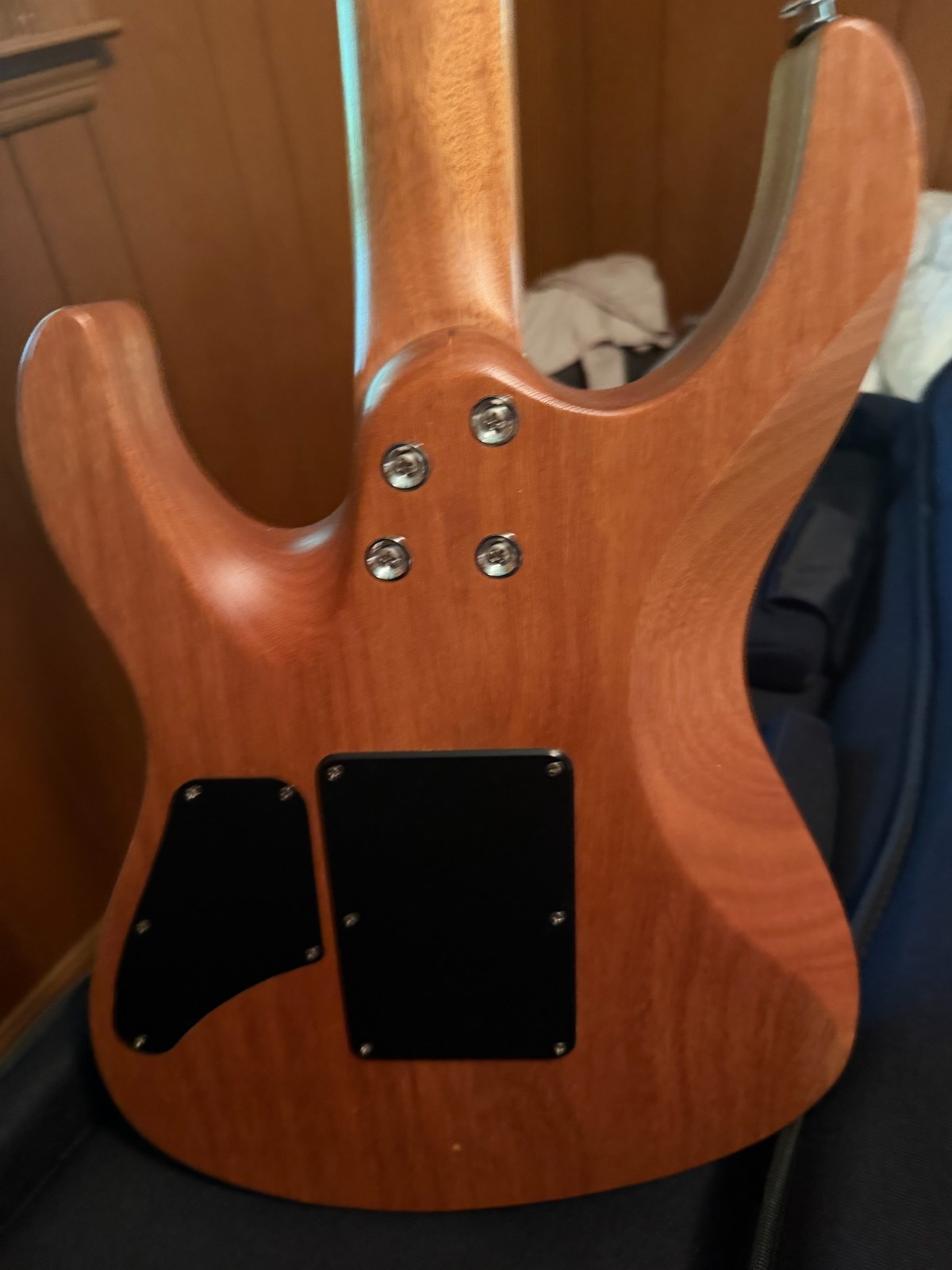 Suhr Modern Solid Mahogany Electric Guitar w/ Gig Bag