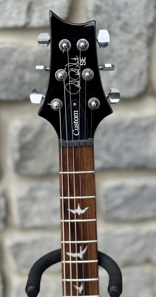 Paul Reed Smith (PRS) SE Custom 22 6-String Electric Guitar w/ PRS Gig Bag