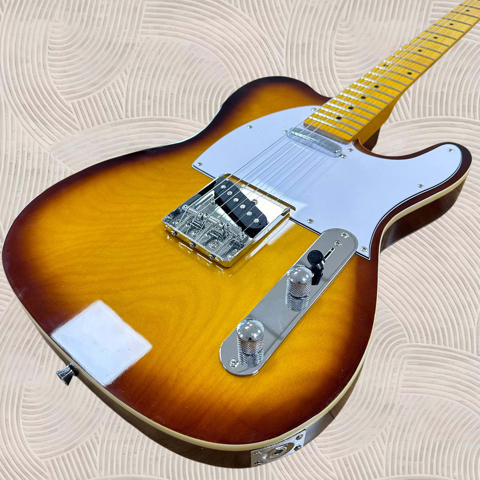 Ship US Custom TL ElectricGuitar Sunburst Finish Maple Neck Chrome Hardward