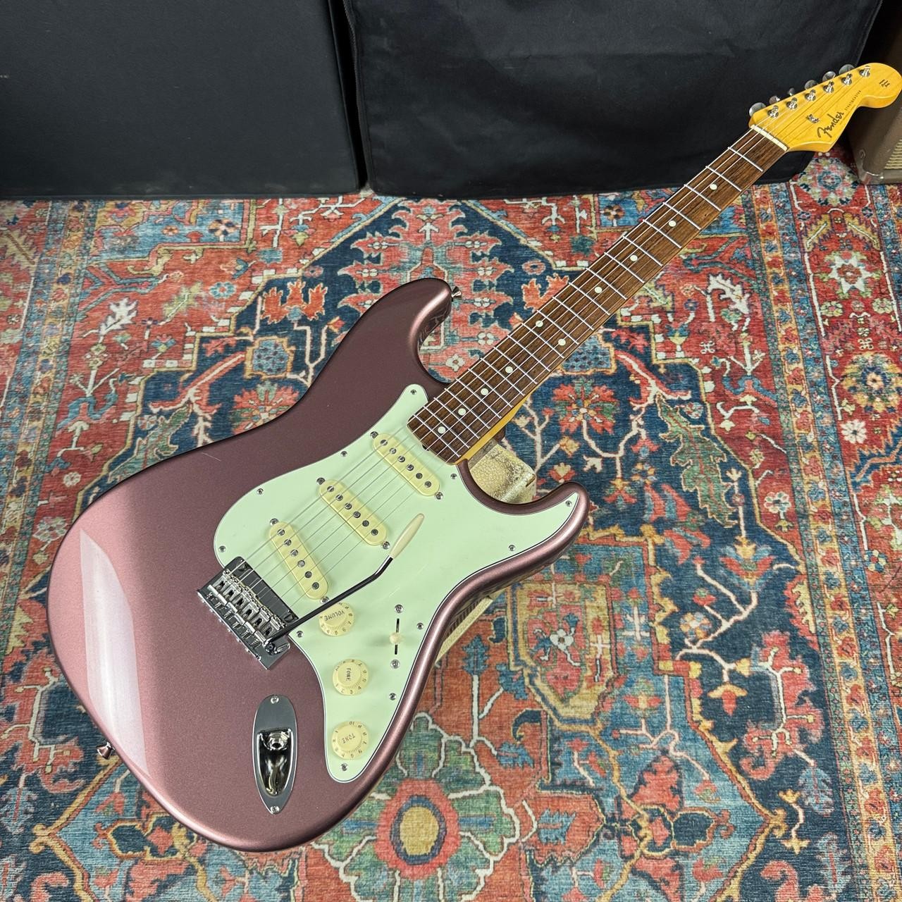 Fender Hybrid 60’s Stratocaster Burgundy Mist Metallic – 2018