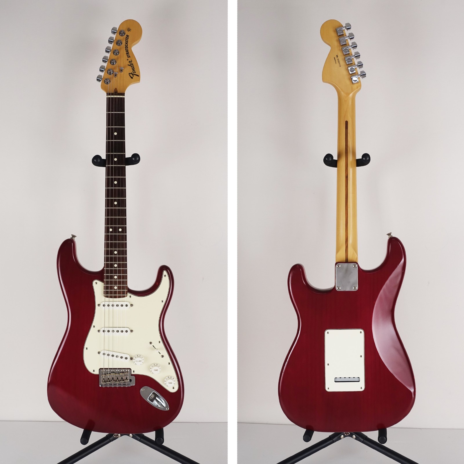 2006 Fender Highway One Stratocaster American USA Crimson Red with Hard Case
