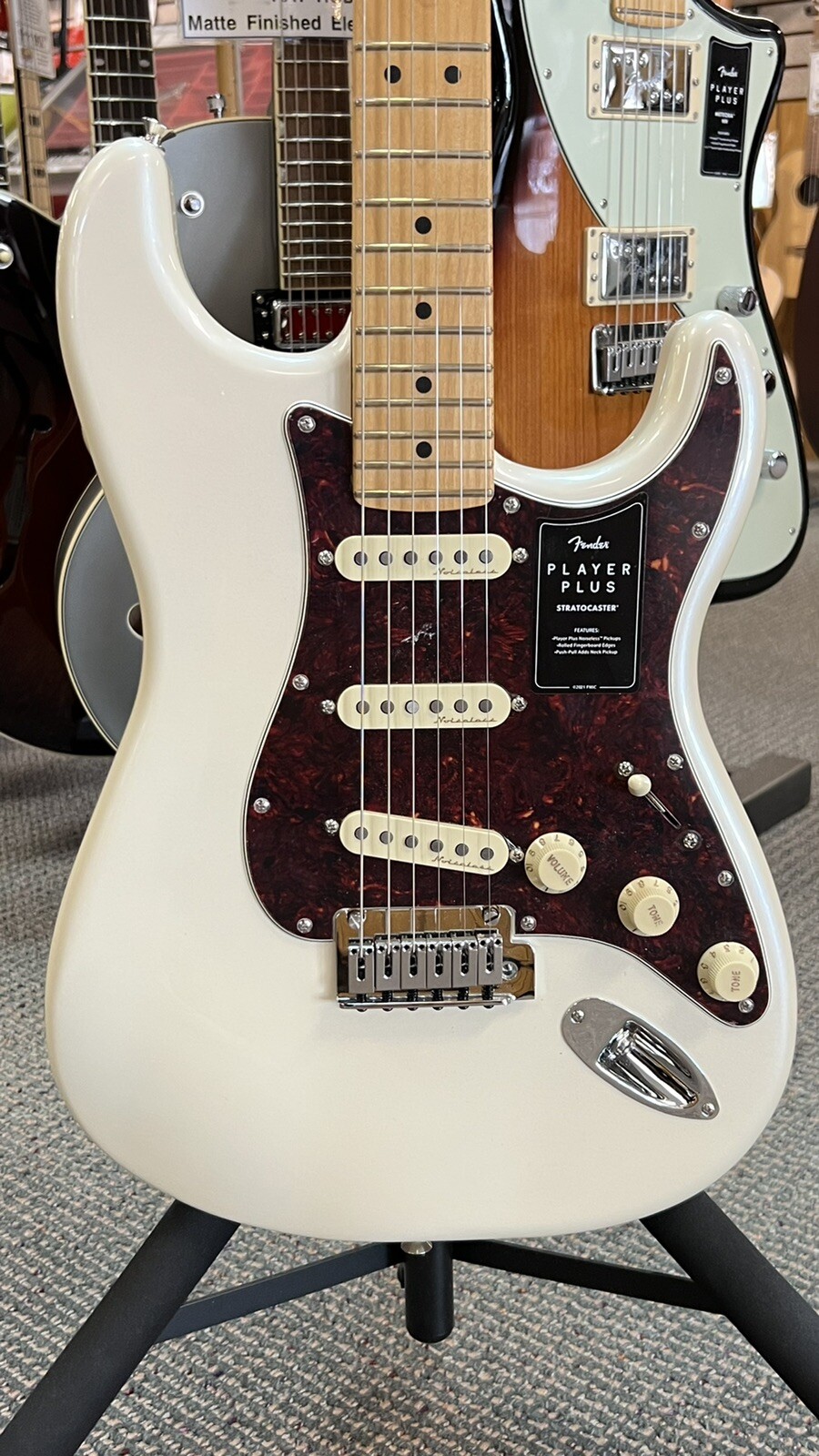FENDER PLAYER PLUS STRATOCASTER