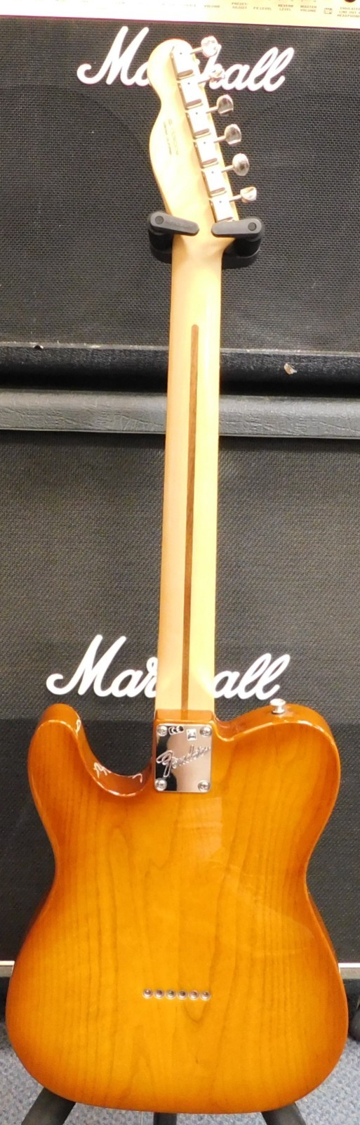 Fender USA American Performer Telecaster – Rosewood Fingerboard – Honey Burst