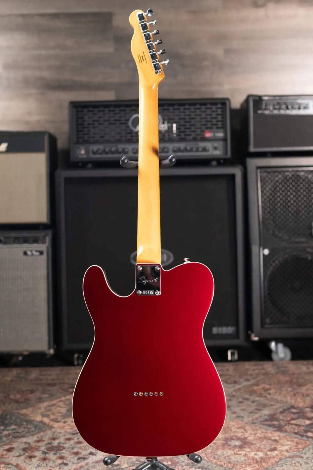 Squier Classic Vibe Custom Esquire Electric Guitar – Candy Apple Red