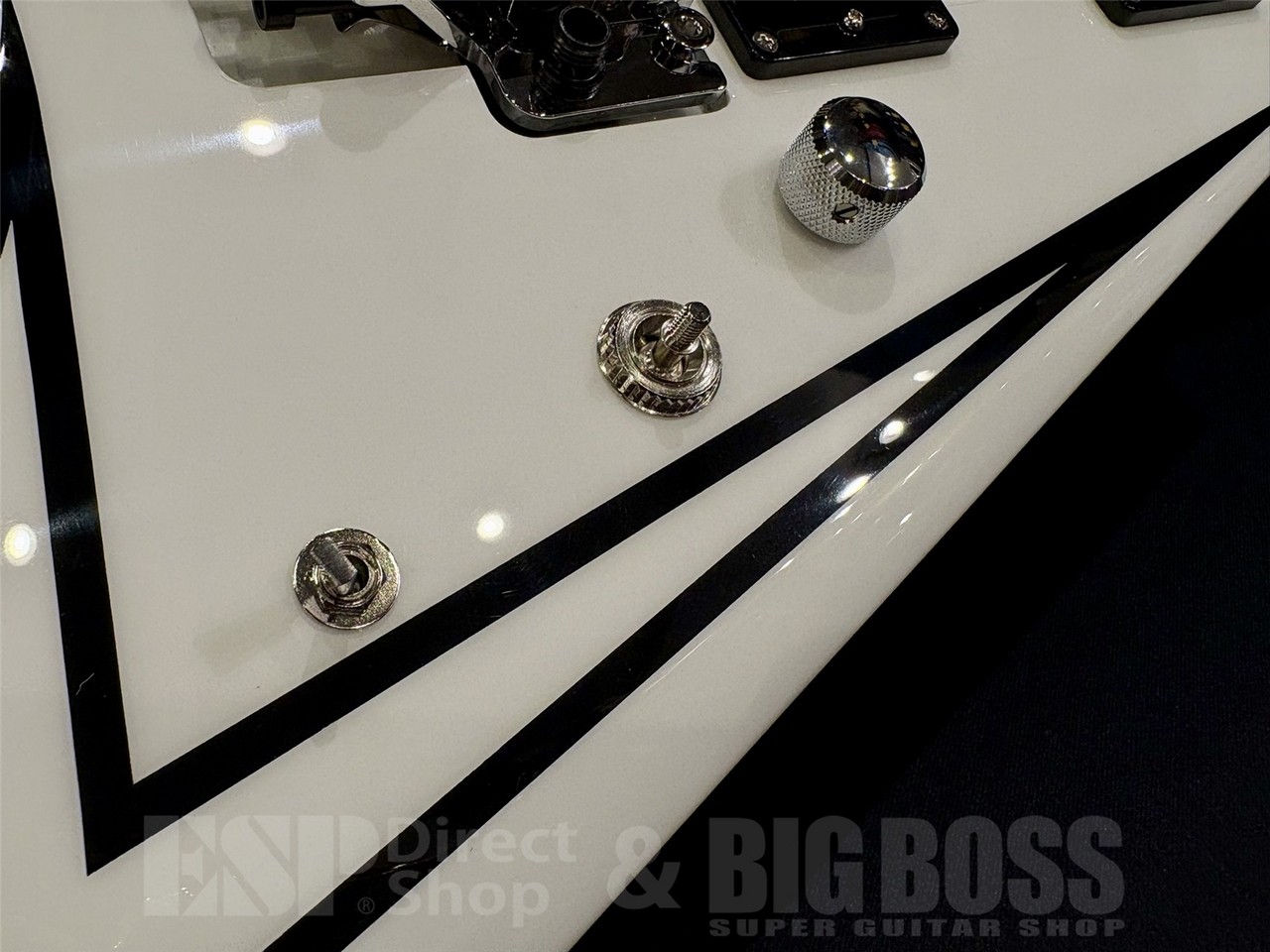 E-II SV White w Black Stripes