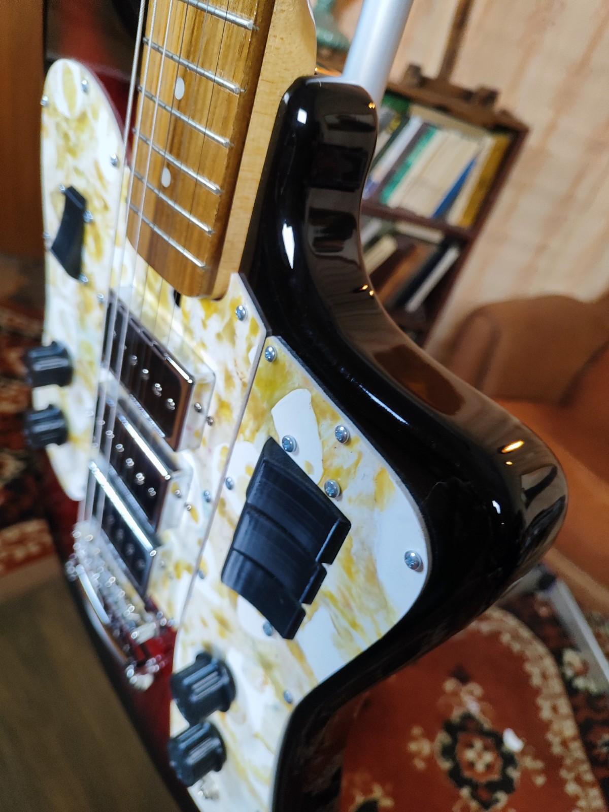 Formanta Style USSR Electric Guitar Built In Tone Bender Soviet Germanium Fuzz