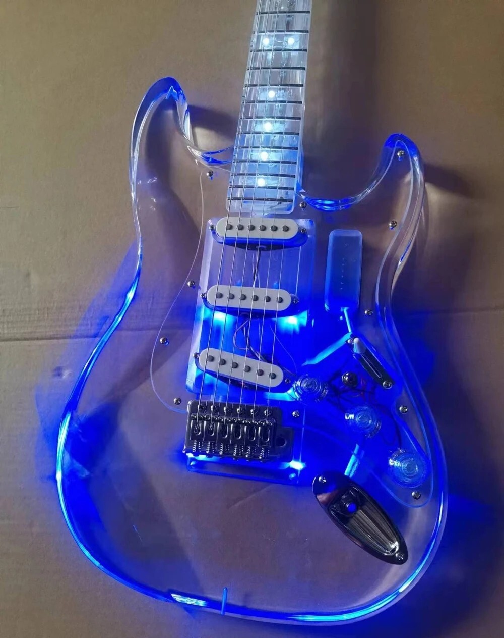 6-String Acrylic Electric Guitar Acrylic Fingerboard Single Blue Light Pickup*3