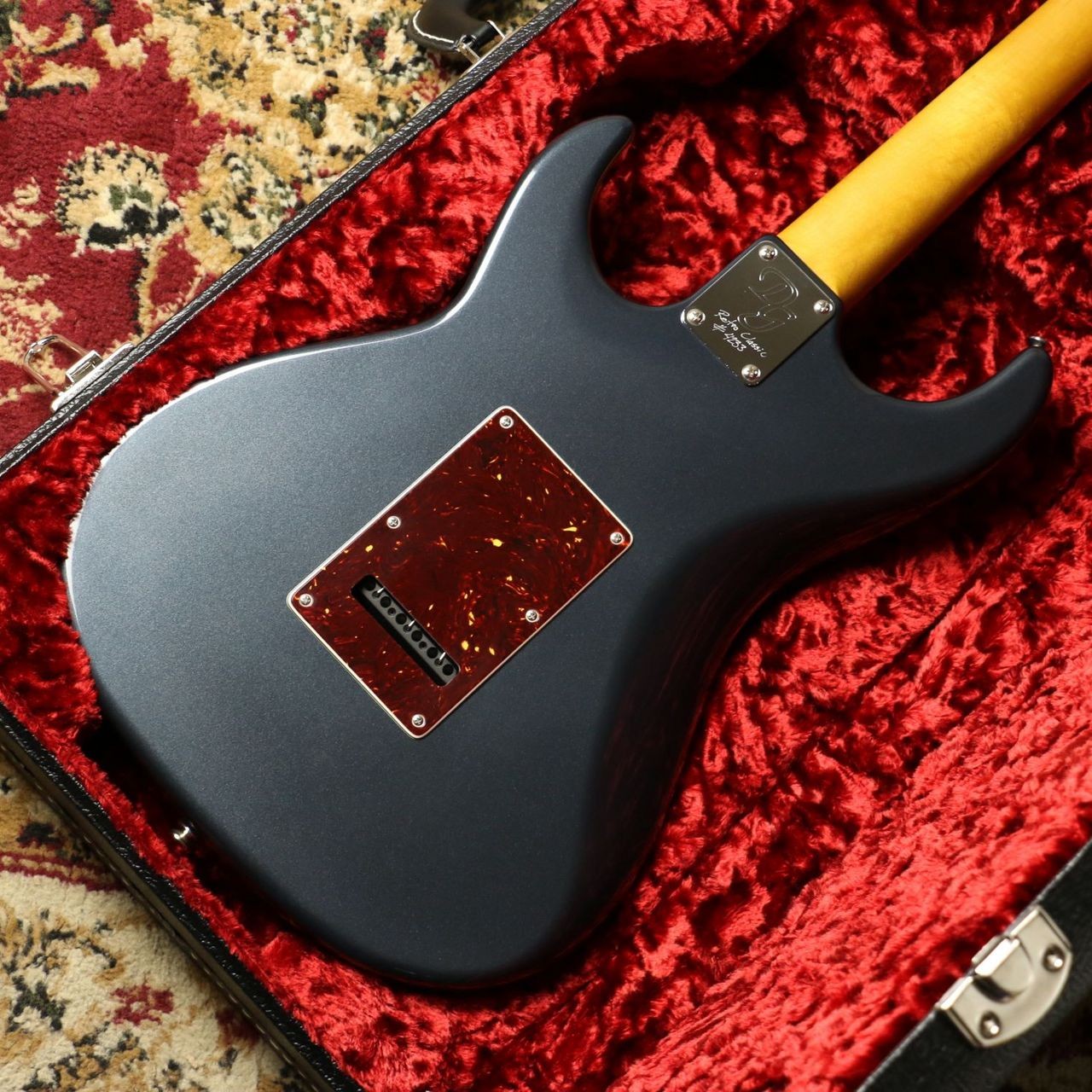 Don Grosh Retro Classic SSH ALD Charcoal Frost Guitar Used