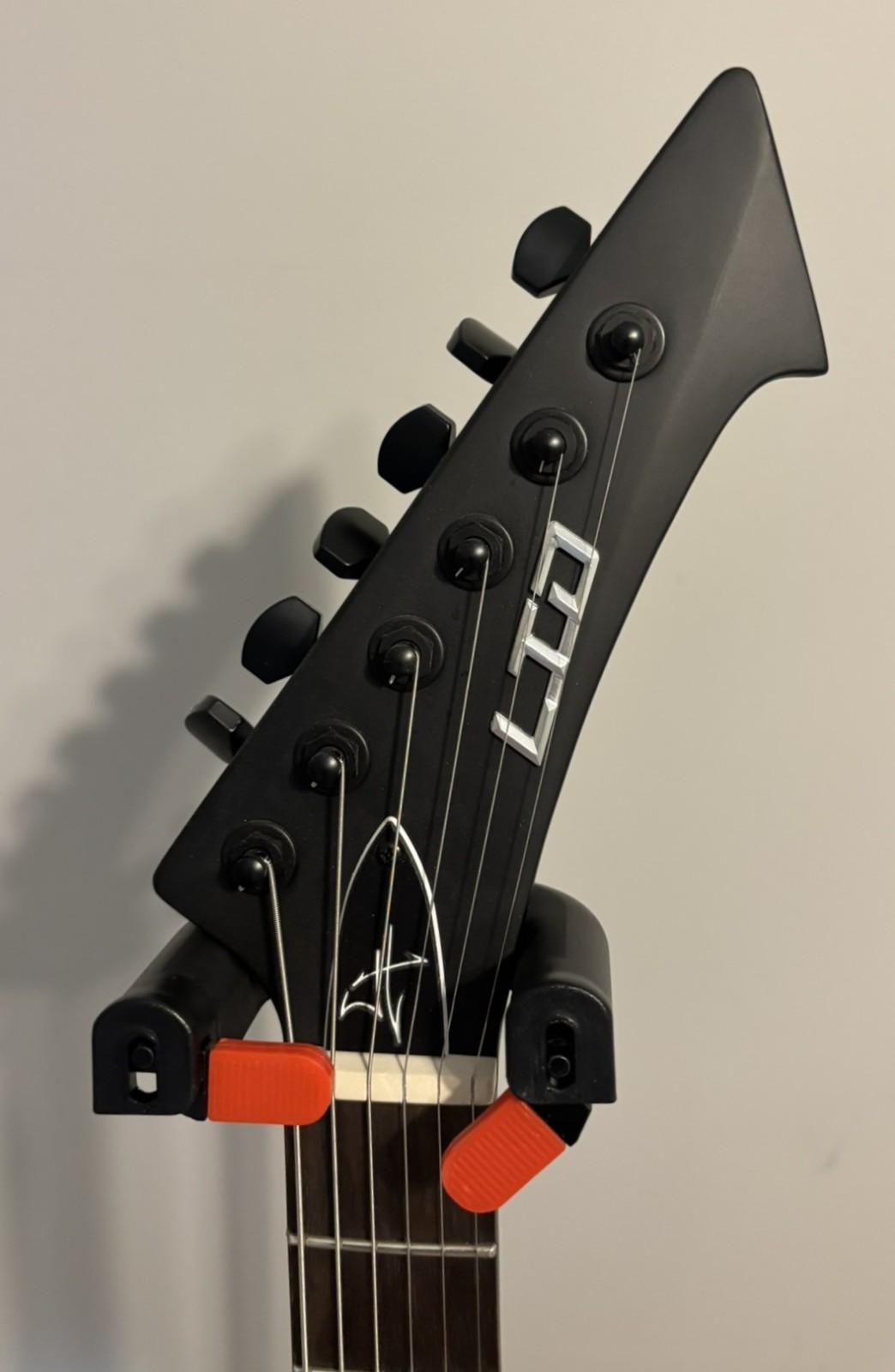 ESP ltd James Hetfield Vulture satin black 2024