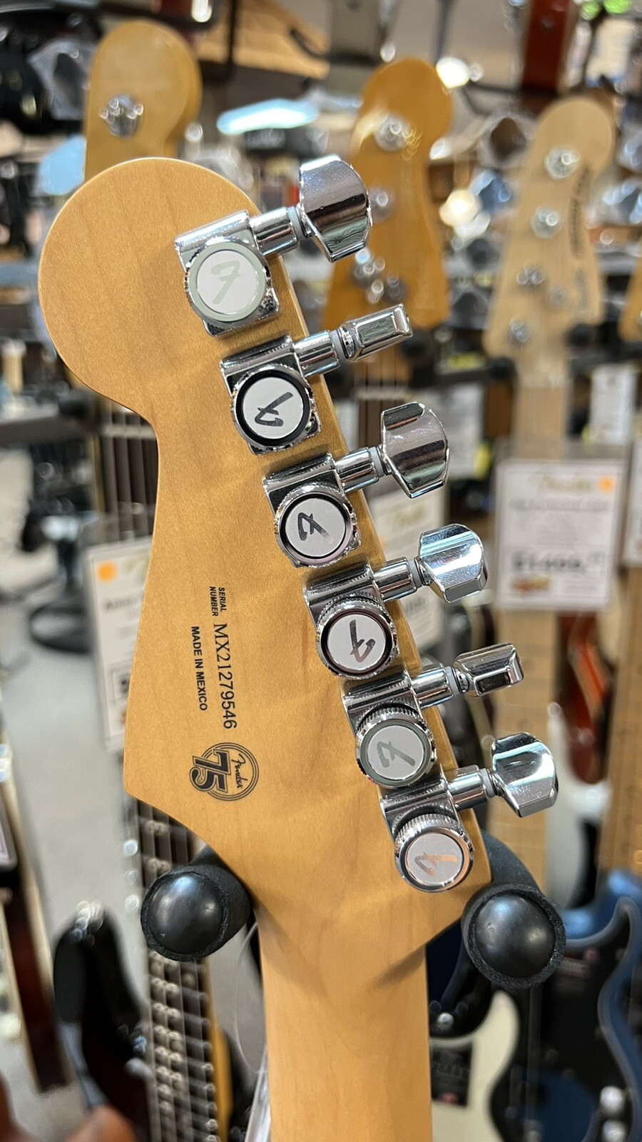 FENDER PLAYER PLUS STRATOCASTER