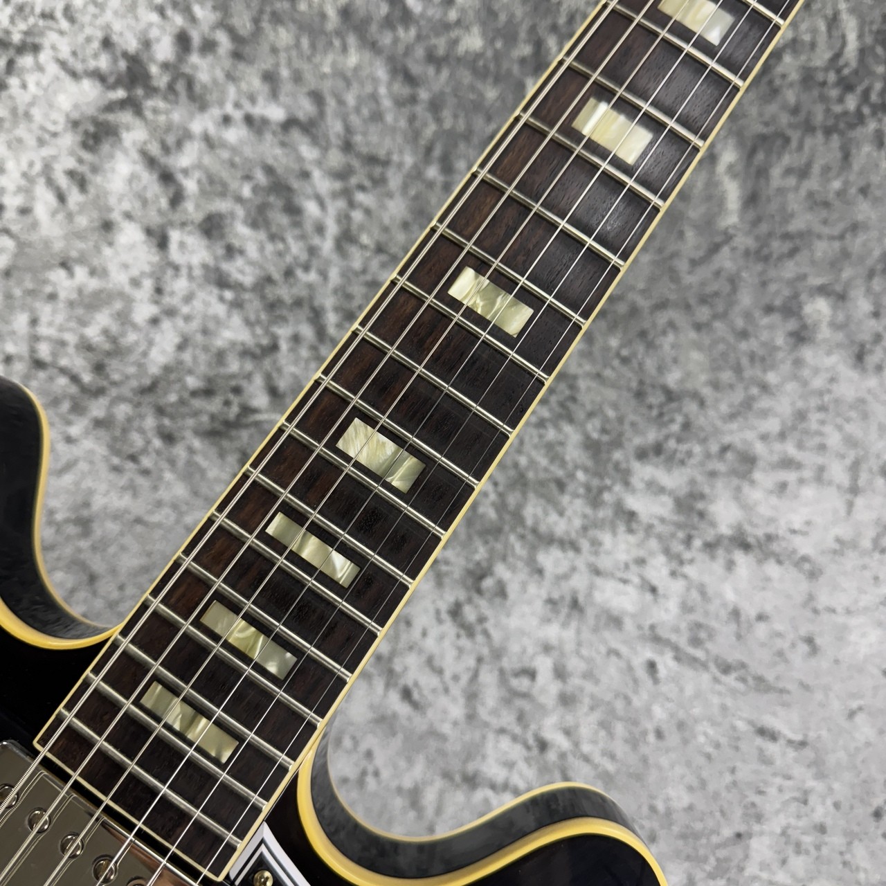 Gibson Custom Shop Outlet 1964 ES-335 Reissue VOS Vintage Sunburst 131060 3.44kg