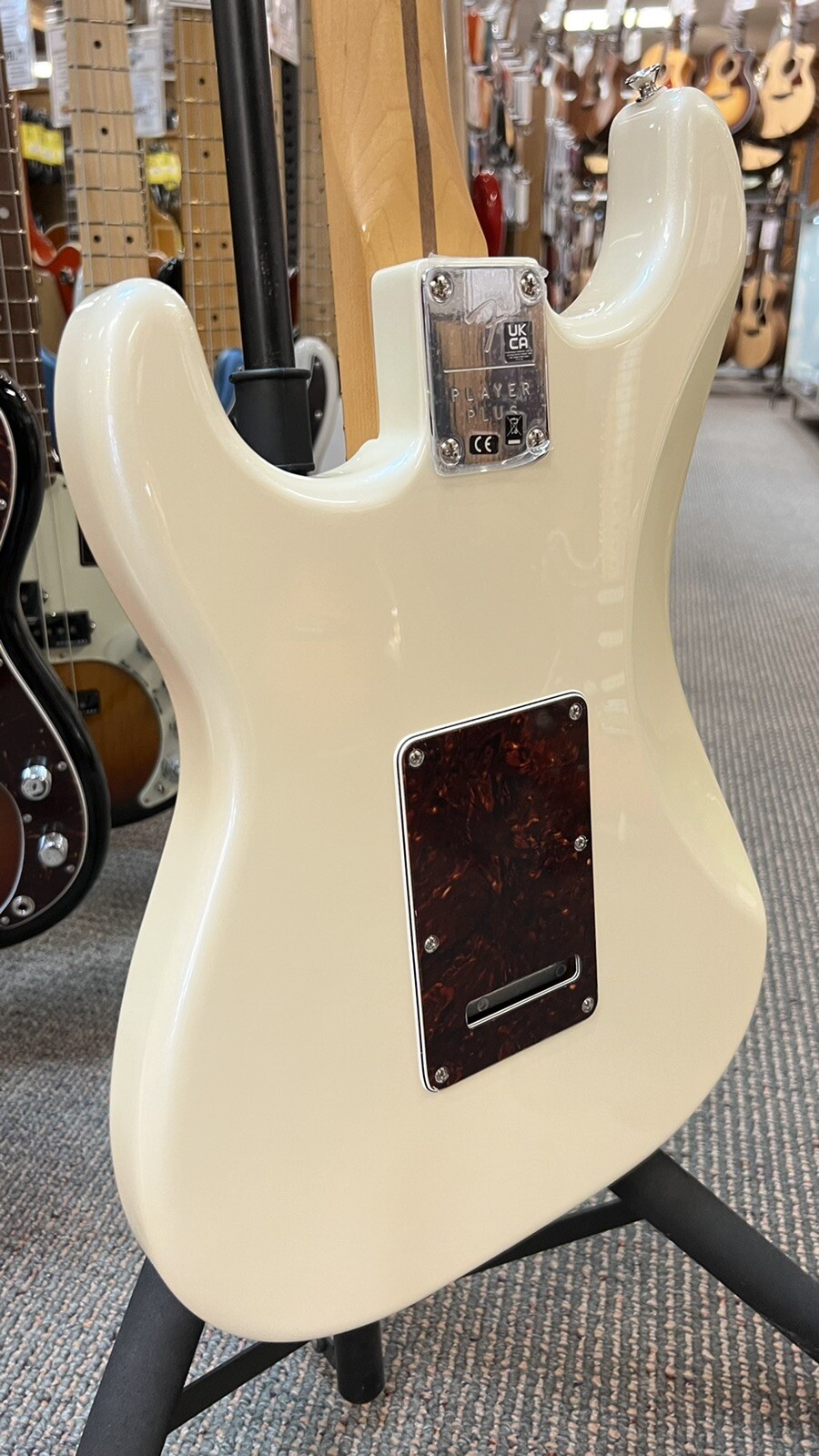 FENDER PLAYER PLUS STRATOCASTER