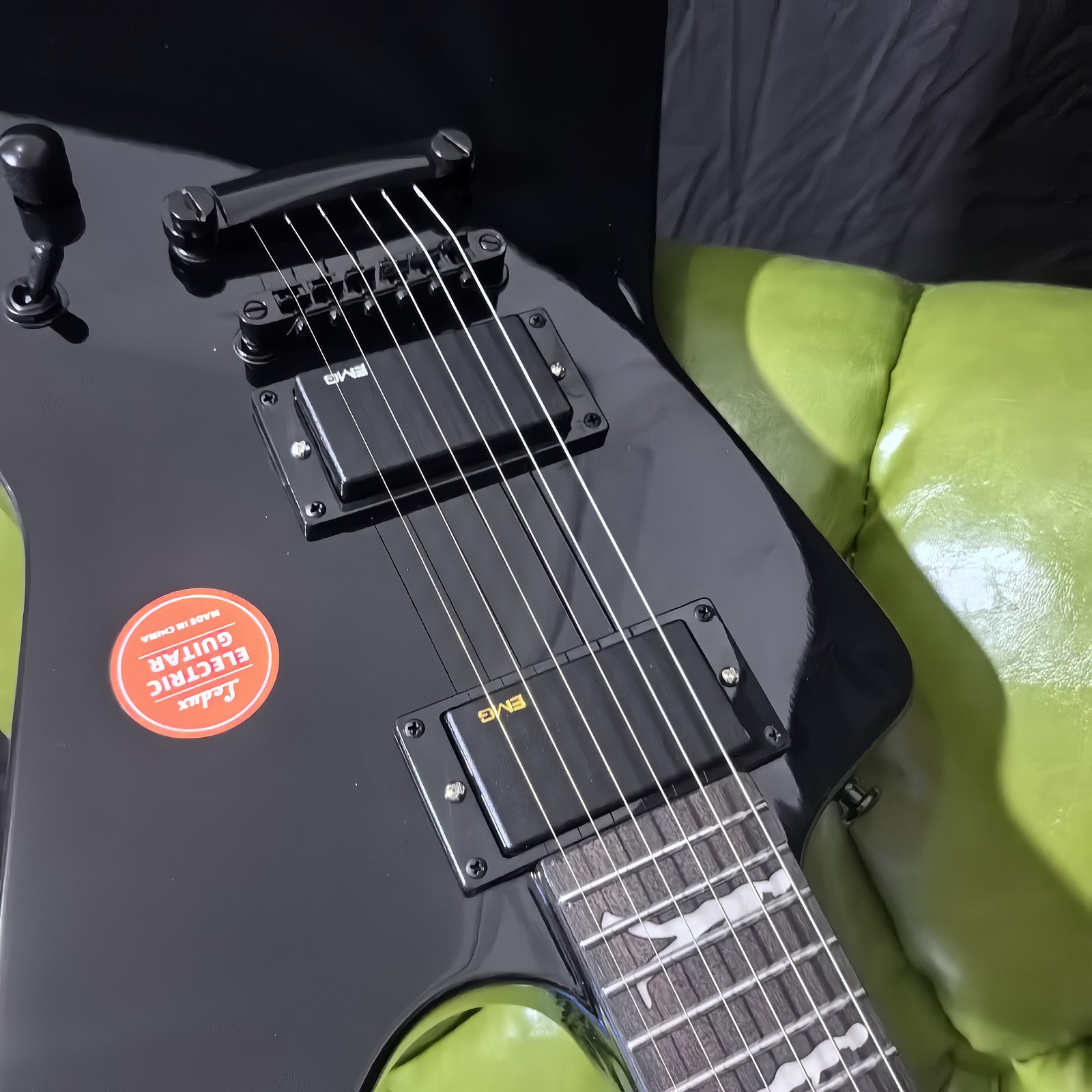 V Shape Solid Electric Guitar H-H Pickups Black Gloss Finish Black HW Classic