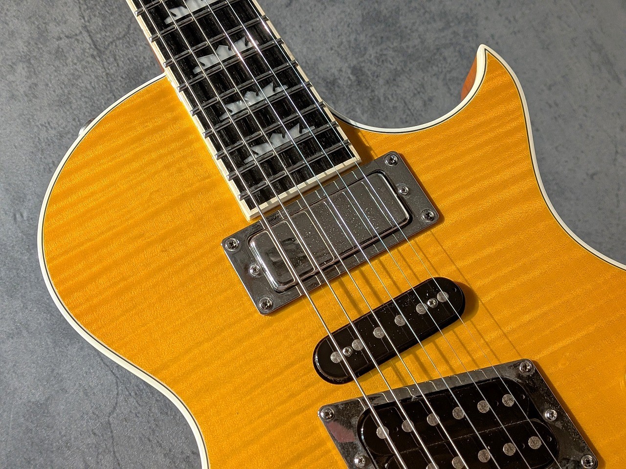 Epiphone Nighthawk Custom Reissue Trans Amber 2012 25.5in Used