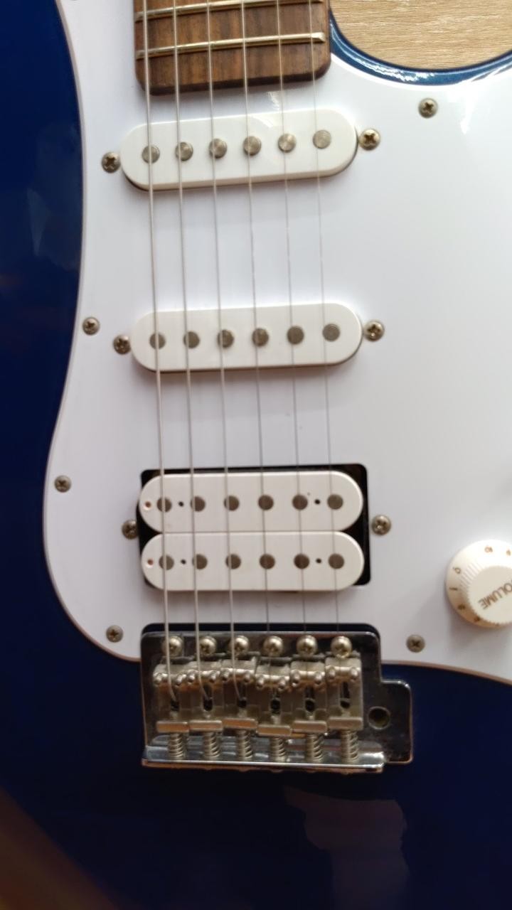 YAMAHA PAC012 Electric Guitar-29