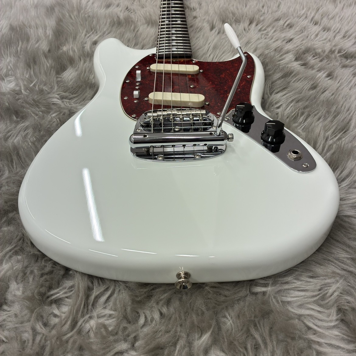 Fender Used Made in Japan Traditional 60s Mustang Olympic White Rosewood