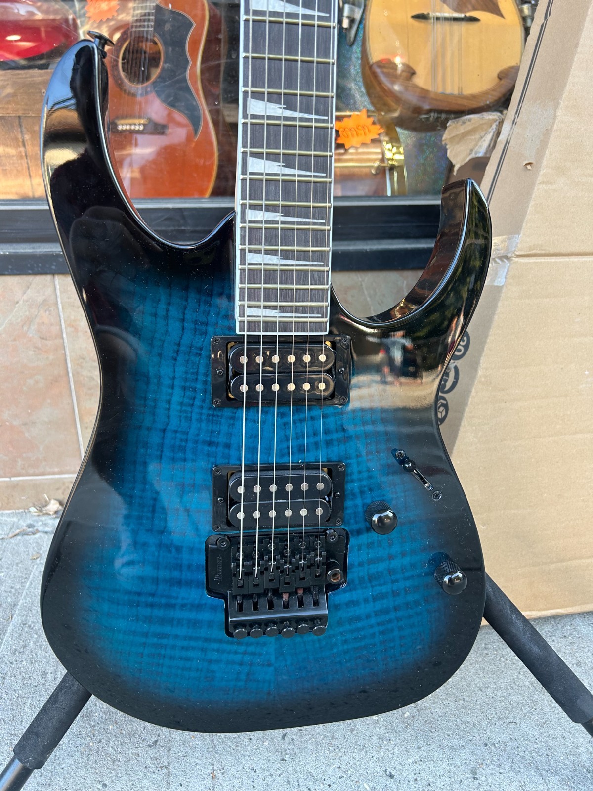 Ibanez GIO GRG320FATBS